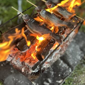 同じ部署の先輩と人生初キャンプ！
